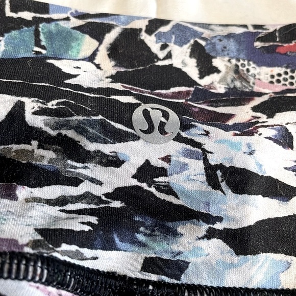 Lululemon Wunder Under Low-Rise Tight *Full-On Luxtreme 28" Size 4 - Picture 7 of 12